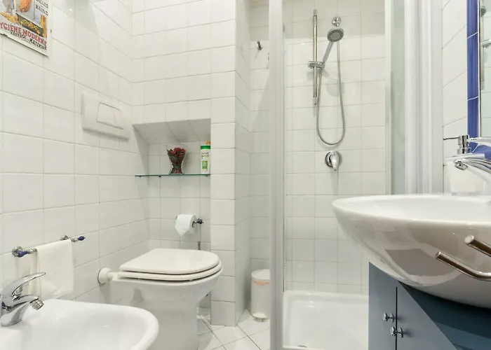 Enchanting Loft In Trastevere Tatil Evi